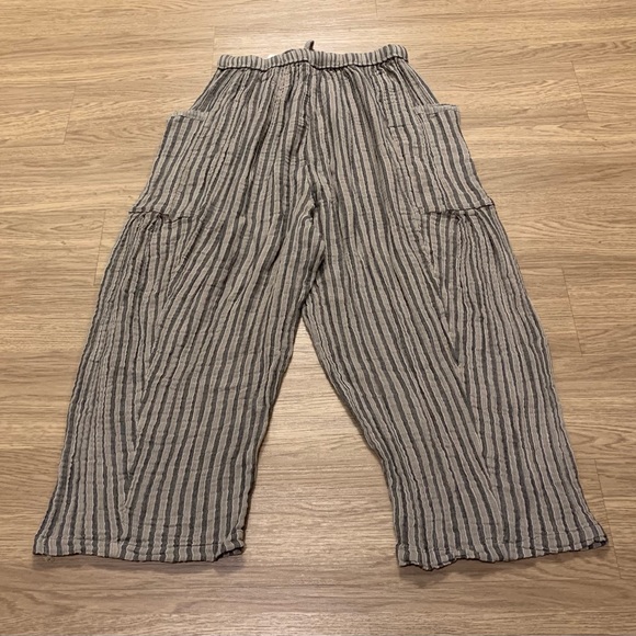 NWT Free People Quinn Harem Boho Pants Striped Natural Charcoal Size M Beach - Picture 13 of 15